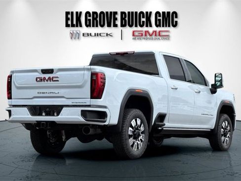 New 2026 GMC Sierra 2500 Denali w/ Denali Reserve Package image 4