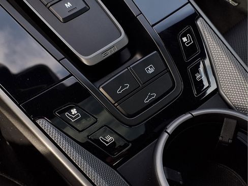 Used 2020 Porsche 911 Carrera image 22