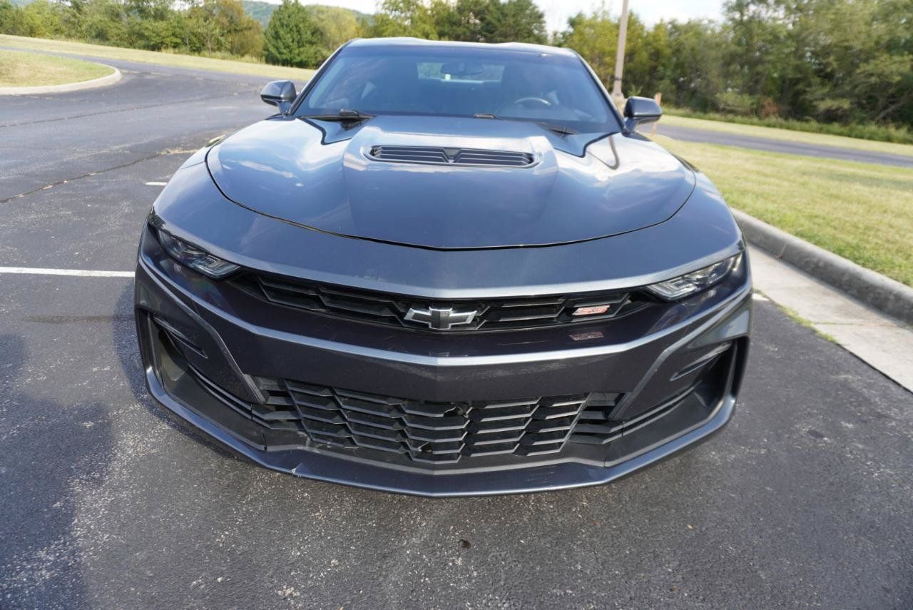 Used 2020 Chevrolet Camaro SS RWD image 17