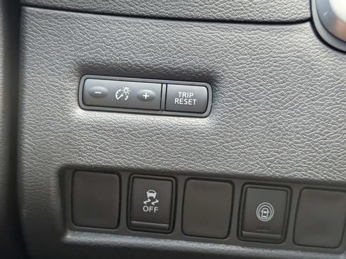 Used 2022 Nissan Murano SV w/ SV Midnight Edition Package FWD image 28