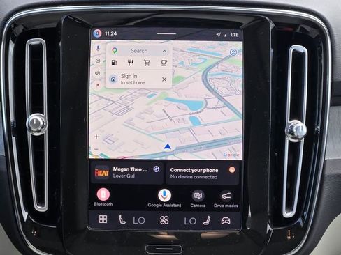 New 2026 Volvo XC40 B5 Ultra AWD/4WD image 19