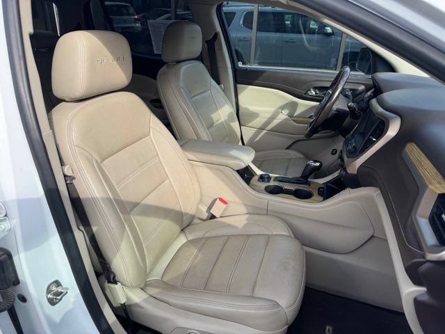 Used 2019 GMC Acadia Denali AWD/4WD image 18