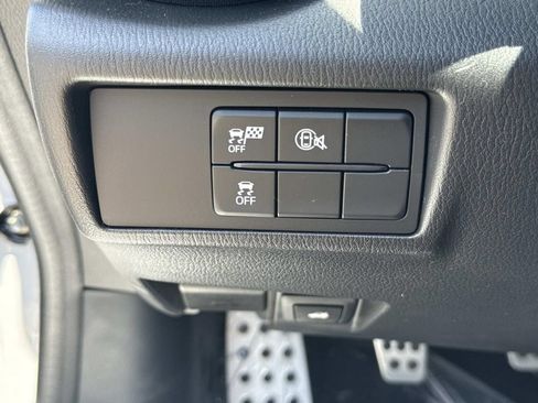 New 2026 MAZDA MX-5 Miata Club w/ Interior Package RWD image 38