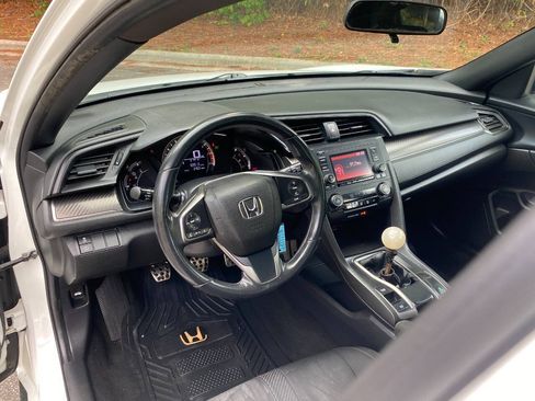 Used 2017 Honda Civic Sport image 13