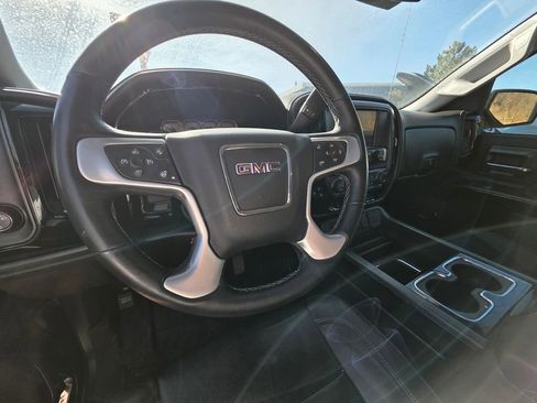 Used 2018 GMC Sierra 1500 SLT image 4