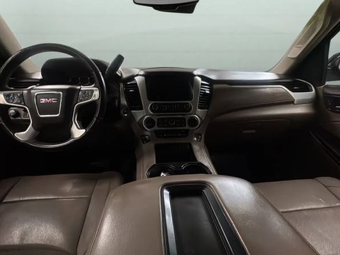 Used 2015 GMC Yukon SLT w/ Open Road Package AWD/4WD image 9