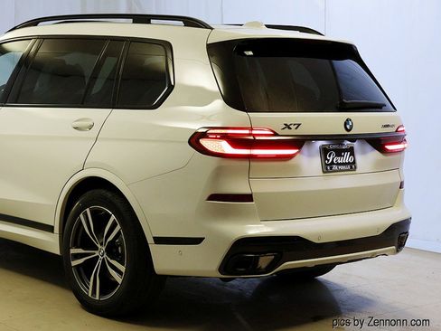 New 2026 BMW X7 xDrive40i w/ M Sport Package image 8