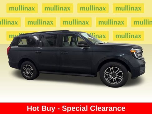 New 2025 Ford Expedition Max Active image 2