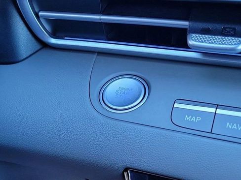 New 2025 Hyundai Elantra SEL FWD image 25
