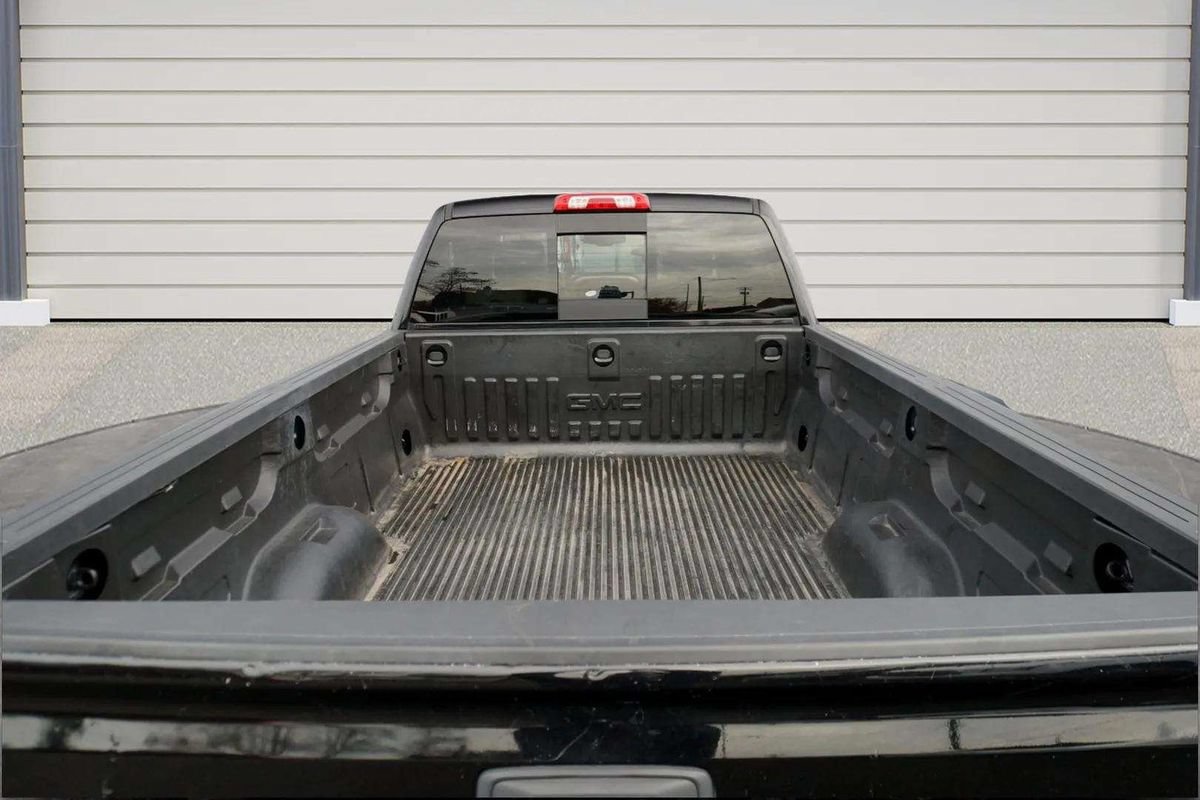Used 2016 Chevrolet Silverado 2500 LTZ w/ Duramax Plus Package AWD/4WD image 10
