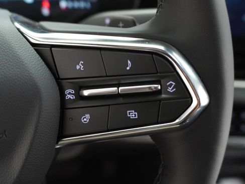 New 2026 Chevrolet Equinox LT FWD image 21