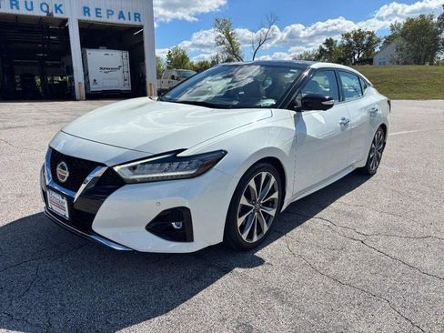 Used 2021 Nissan Maxima Platinum w/ Sport Mat Group image 7