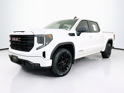 Used 2023 GMC Sierra 1500 Elevation image 3