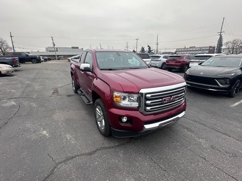 Used 2017 GMC Canyon SLT w/ Trailering Package image 7