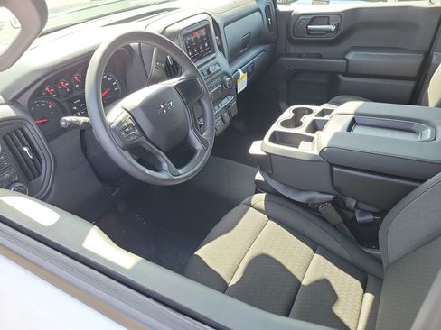 New 2026 Chevrolet Silverado 1500 Custom Trail Boss AWD/4WD image 3