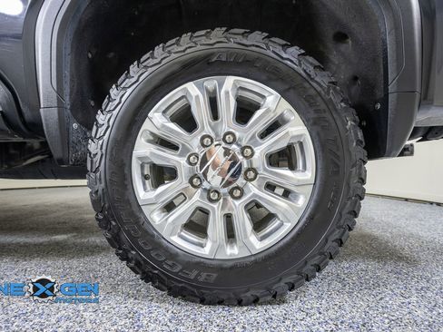 Used 2020 GMC Sierra 2500 Denali w/ Denali Ultimate Package AWD/4WD image 47
