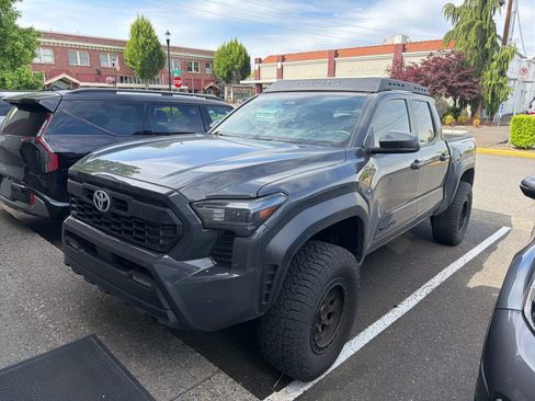Used 2024 Toyota Tacoma TRD Off-Road AWD/4WD image 2