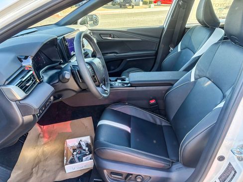 New 2026 Toyota Camry SE FWD image 20