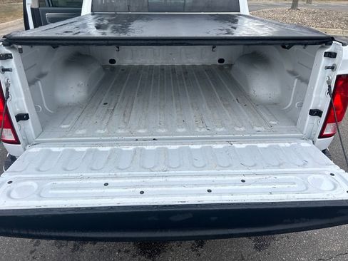 Used 2019 RAM 1500 Big Horn image 25