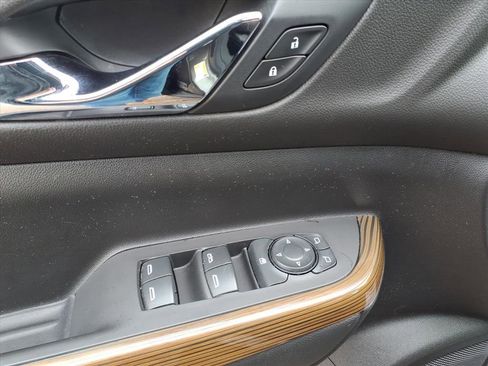 Used 2019 GMC Acadia SLE w/ Driver Alert Package I image 15