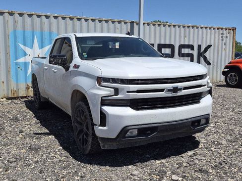 Used 2019 Chevrolet Silverado 1500 RST AWD/4WD image 2