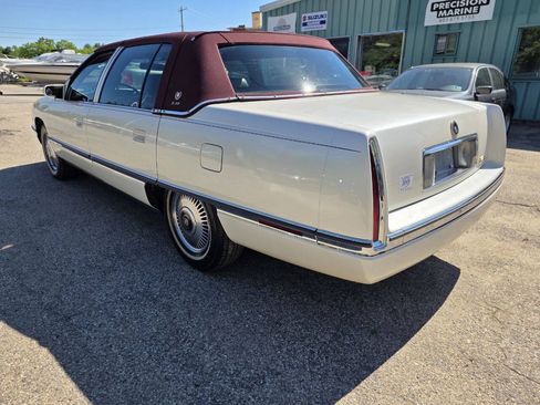 Used 1995 Cadillac De Ville Sedan FWD image 14