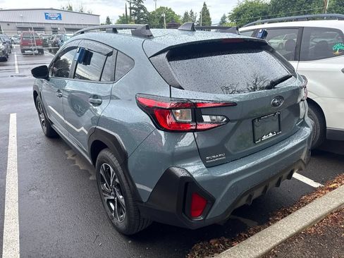 Used 2025 Subaru Crosstrek 2.5i Premium AWD/4WD image 2