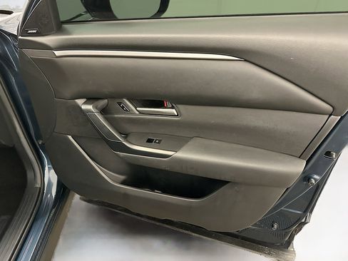 Used 2025 MAZDA CX-50 AWD 2.5 S w/ Premium Package image 35