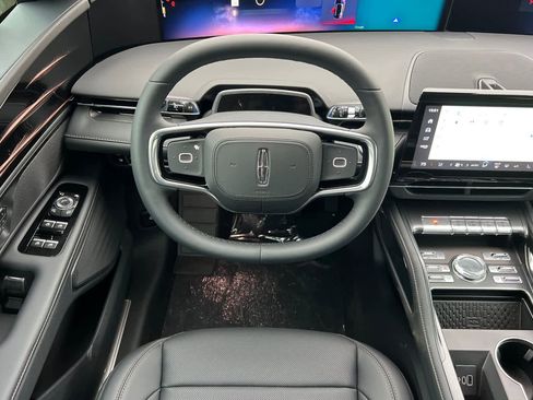 New 2026 Lincoln Nautilus Premier AWD/4WD image 15