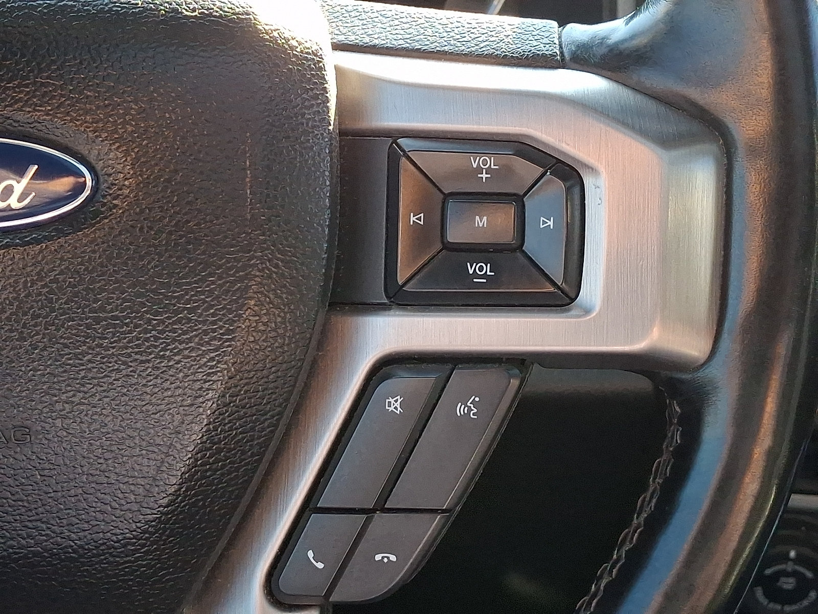 Used 2021 Ford F250 Platinum AWD/4WD image 23