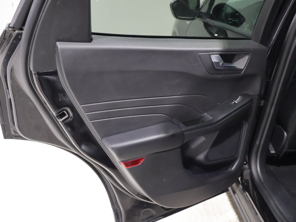 Used 2025 Ford Escape ST-Line AWD/4WD image 19
