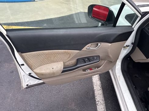 Used 2014 Honda Civic LX image 12