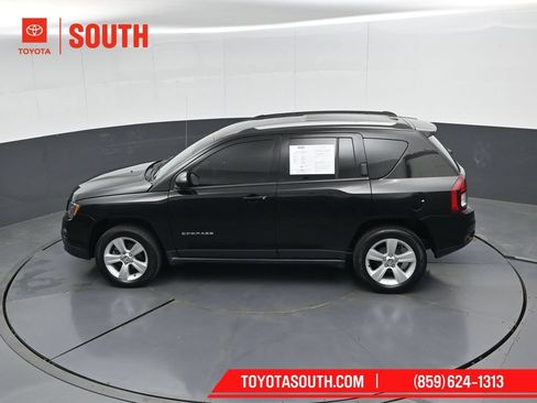 Used 2017 Jeep Compass Sport w/ Power Value Group FWD image 44