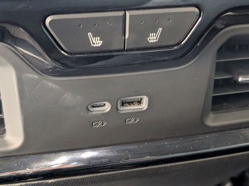 Certified 2024 Chevrolet Silverado 2500 ZR2 image 25