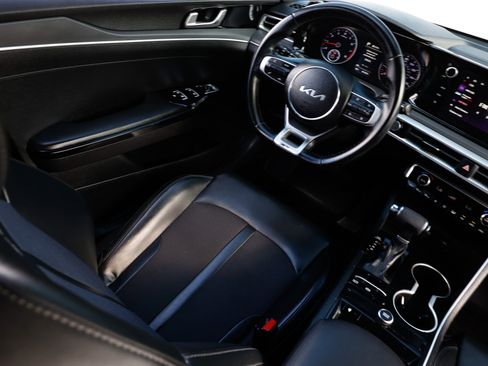 Used 2023 Kia K5 GT-Line w/ GT-Line Premium Package image 25