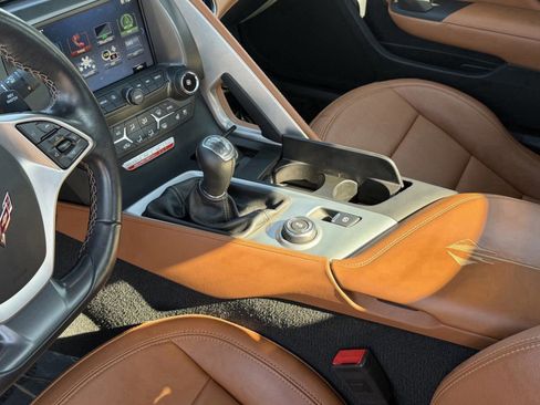 Used 2019 Chevrolet Corvette Stingray Convertible RWD image 19
