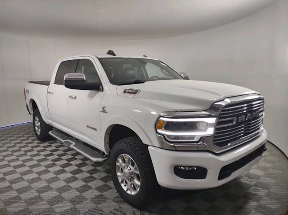 Used 2022 RAM 2500 Laramie AWD/4WD image 3