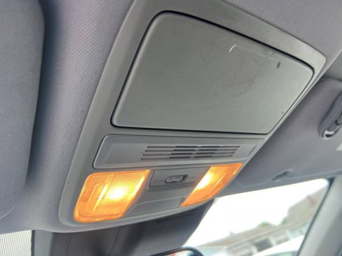 Used 2020 Honda CR-V LX image 33