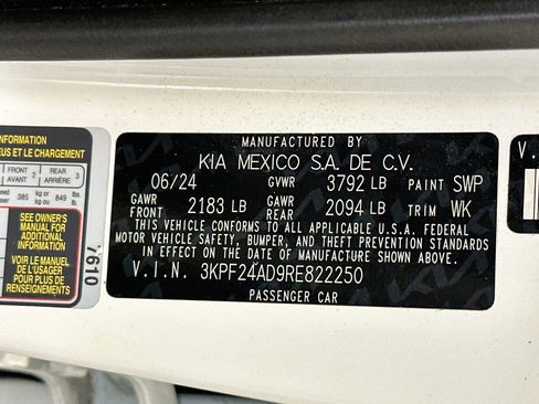 Used 2024 Kia Forte LXS FWD image 12
