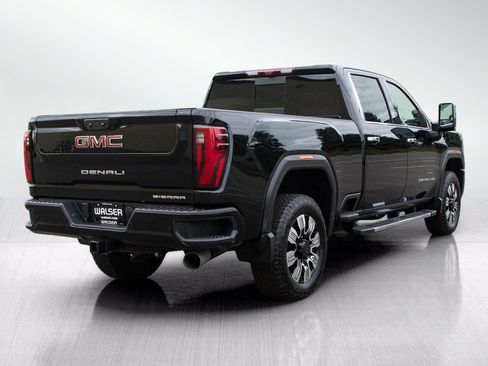 Used 2025 GMC Sierra 2500 Denali w/ Denali Reserve Package AWD/4WD image 5