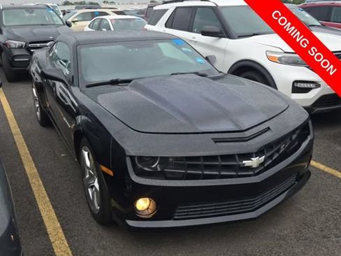 Used 2010 Chevrolet Camaro SS w/ RS Package RWD image 4