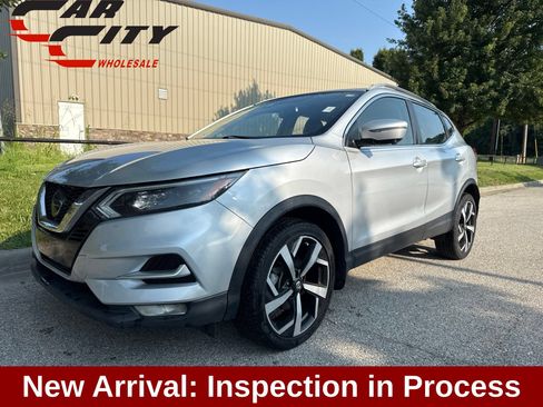 Used 2021 Nissan Rogue Sport SL w/ Premium Package AWD/4WD image 1