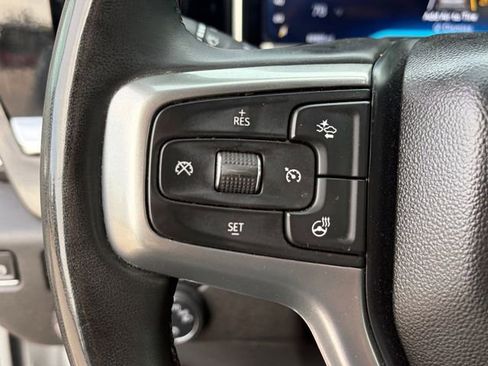 Used 2025 Chevrolet Silverado 1500 LT w/ Safety Package AWD/4WD image 6