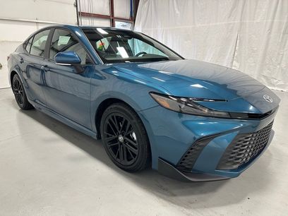 Used 2025 Toyota Camry SE