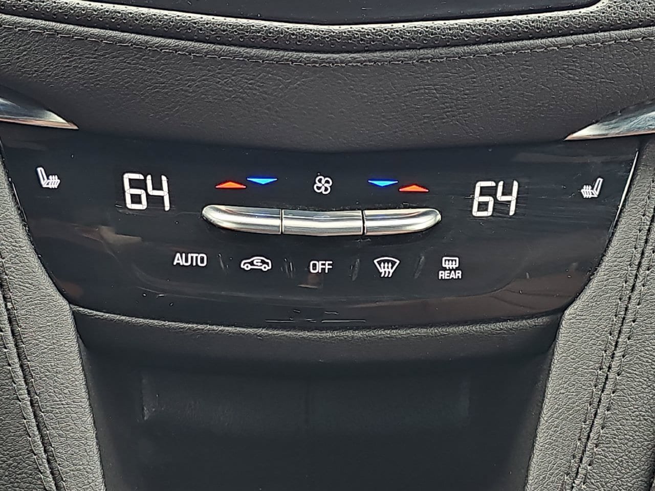 Used 2023 Cadillac XT5 Sportv AWD/4WD image 23