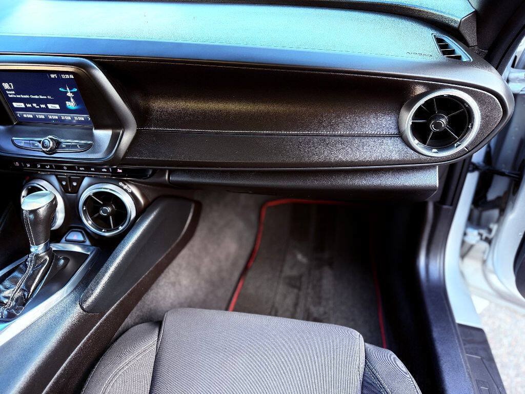 Used 2018 Chevrolet Camaro LT w/ Redline Edition RWD image 34