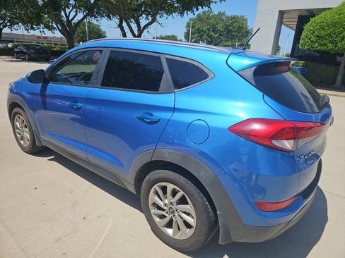 Used 2016 Hyundai Tucson SE w/ Option Group 02 FWD image 2