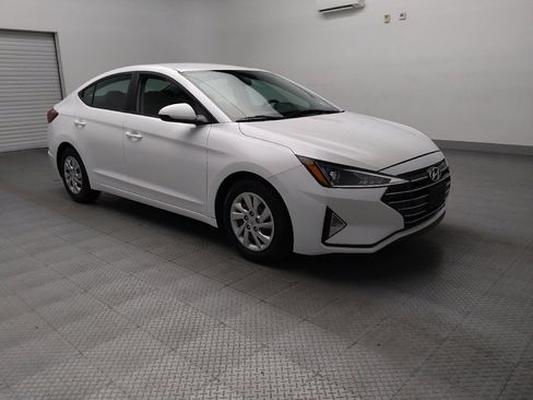 Used 2019 Hyundai Elantra SE w/ Cargo Package image 13