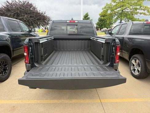 New 2026 RAM 1500 Big Horn AWD/4WD image 18