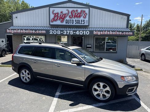 Used 2011 Volvo XC70 T6 AWD/4WD image 1